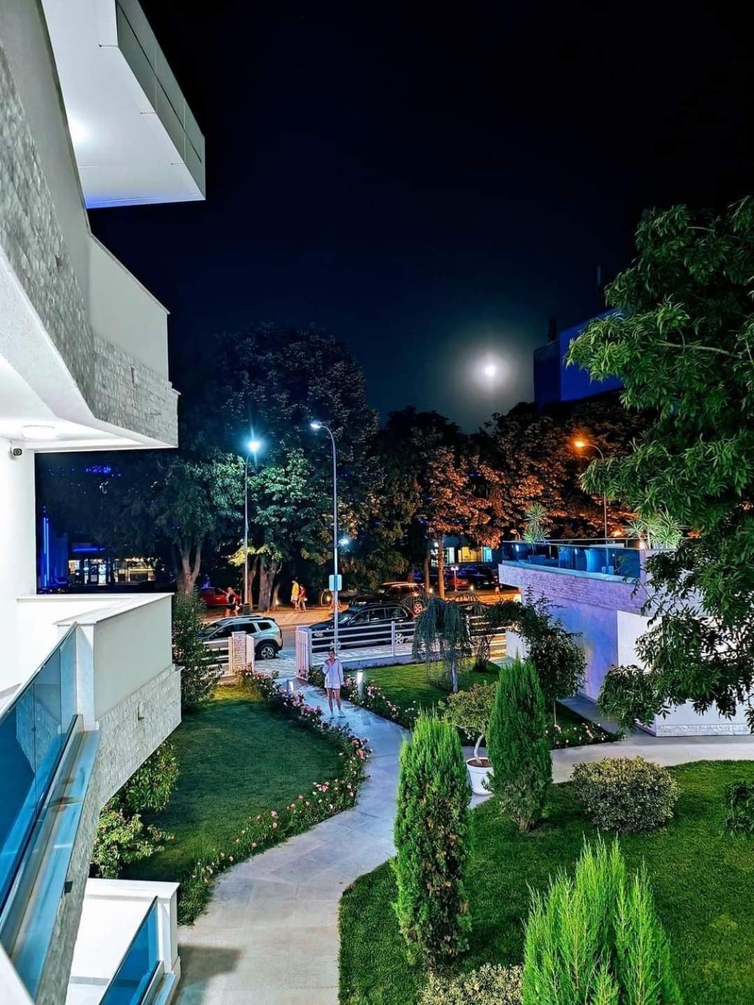 Meduza Estival מלון
