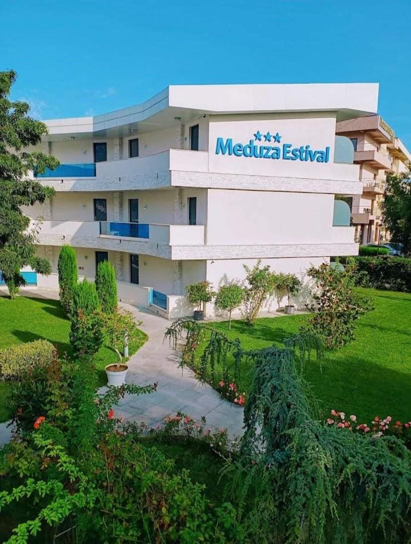 Hotel Meduza Estival