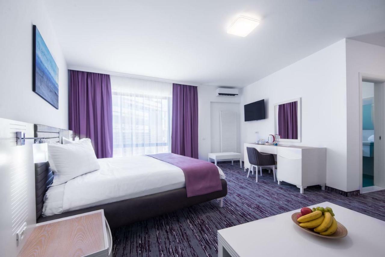 Hotel Meduza Estival 3*